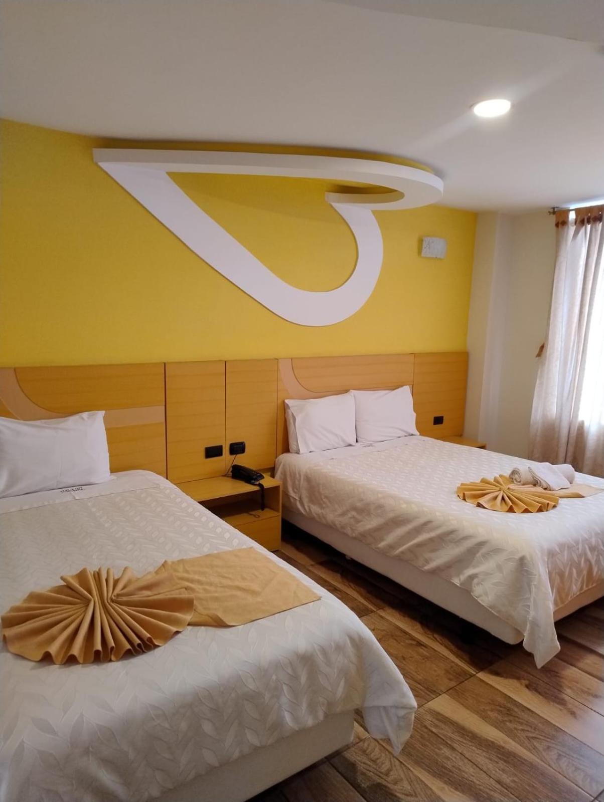 Hotel Golden Coral Tulcán Kültér fotó